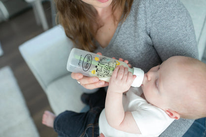 Dr. Browns Natural Flow® Anti-colic Options+ сет од две шишиња со дезен 250мл и 120мл