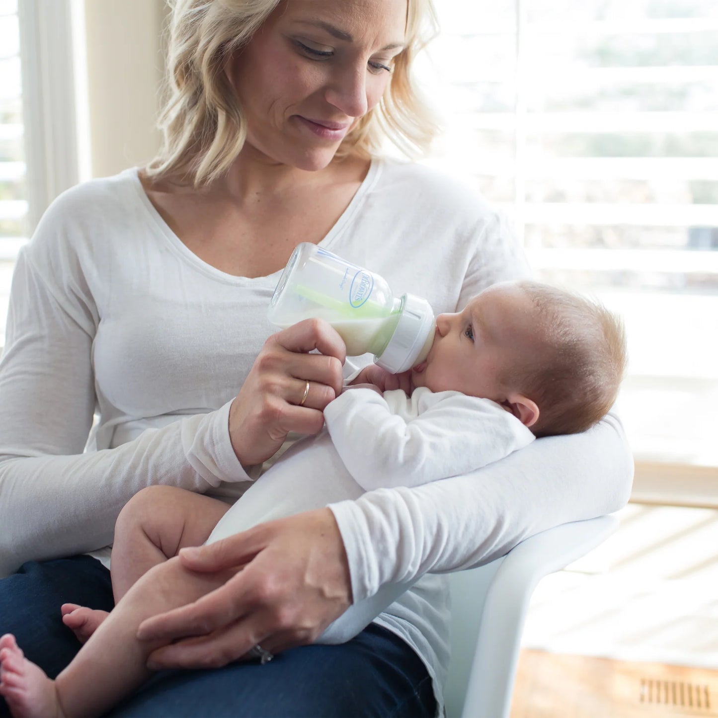 Dr. Browns Anti-Colic Стаклено шише со широка цуцла 150ml